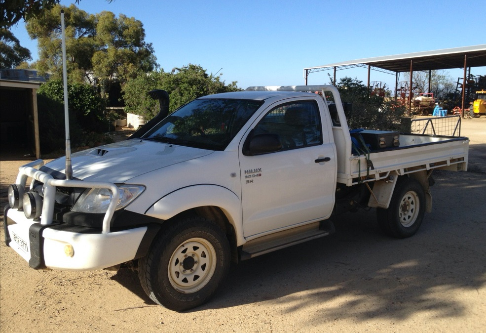 2011 4x4 Hilux Ute Tray Back For Sale Vehicles & Motorbikes